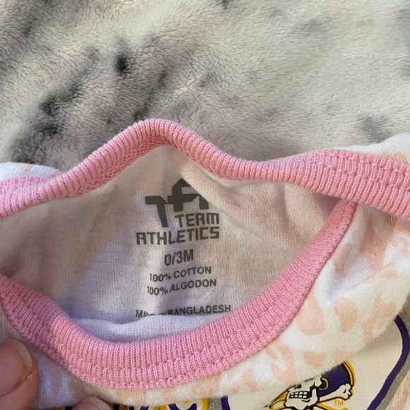 Purple and White Bodysuit Set with Playful Designs - Picture 5 of 6